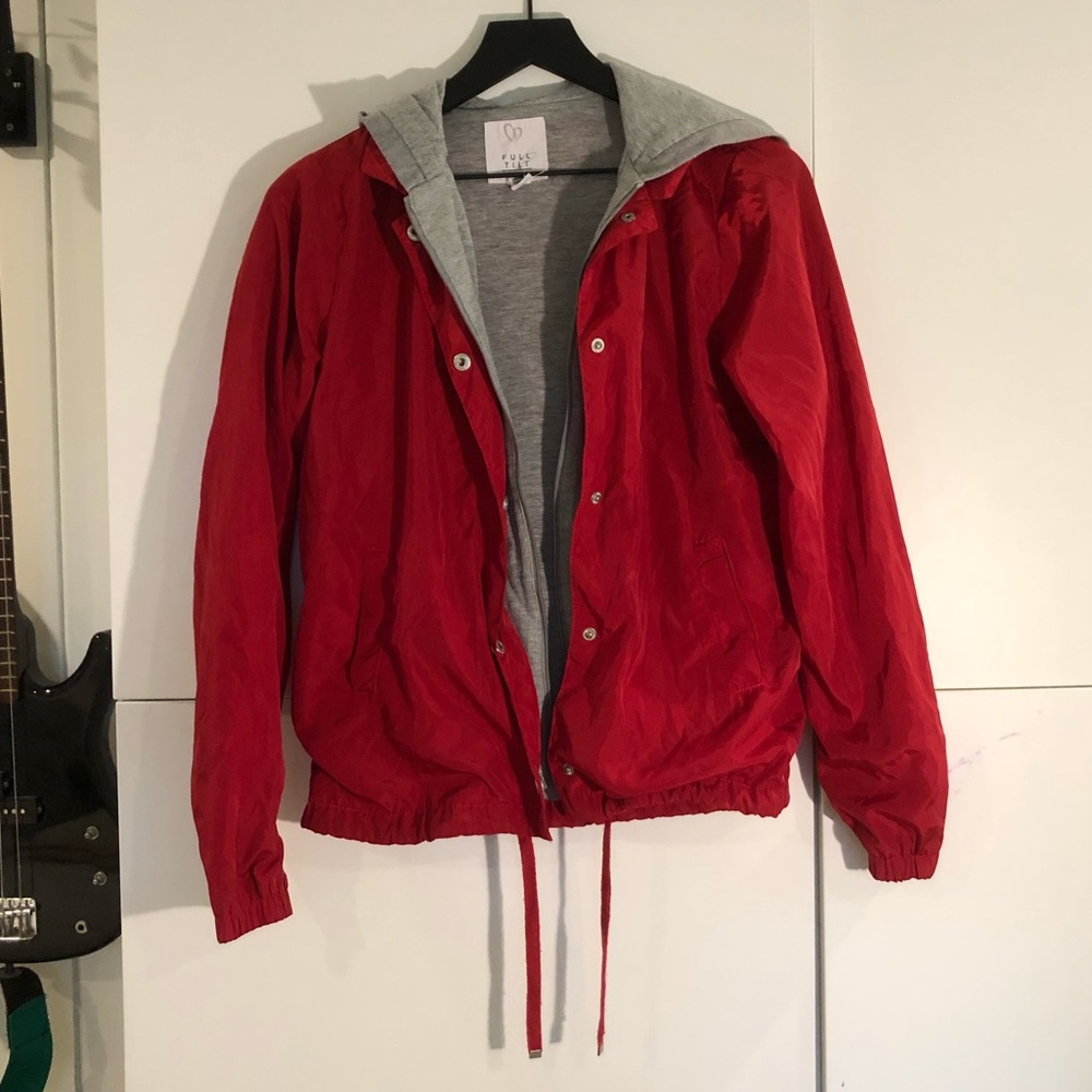 Tillys windbreaker